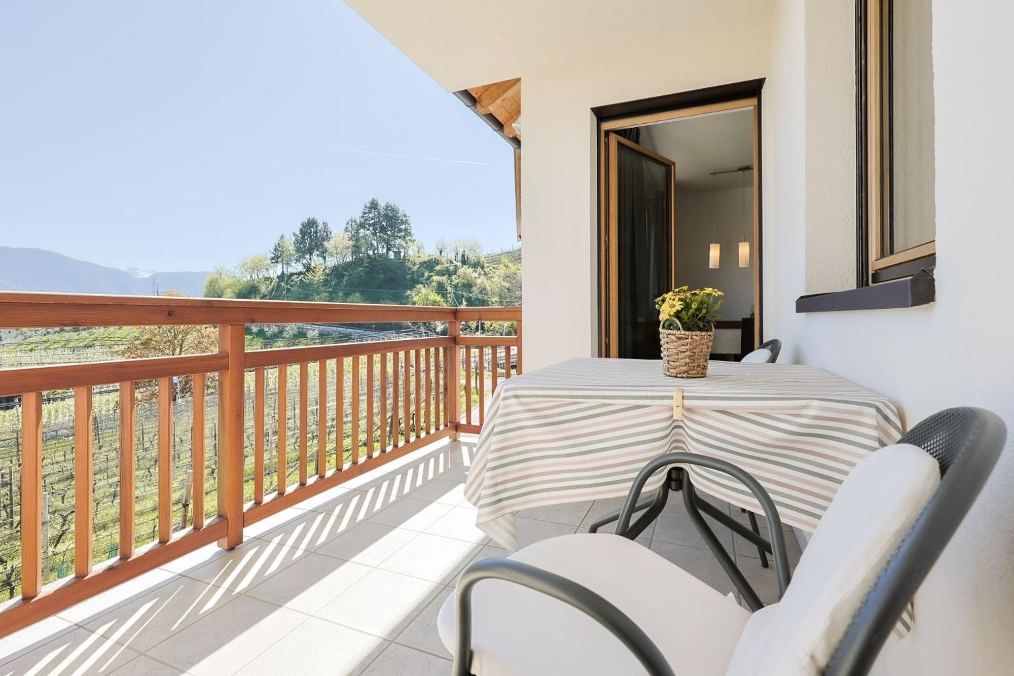 Egarter Apartment Appiano Sulla Strada Del Vino Exterior photo
